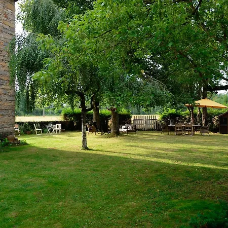 La Singuliere Bed & Breakfast *